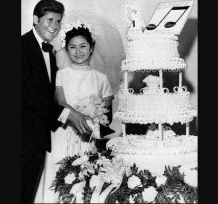 Wedding pictures of Elaine Okamura and Wayne Newton.